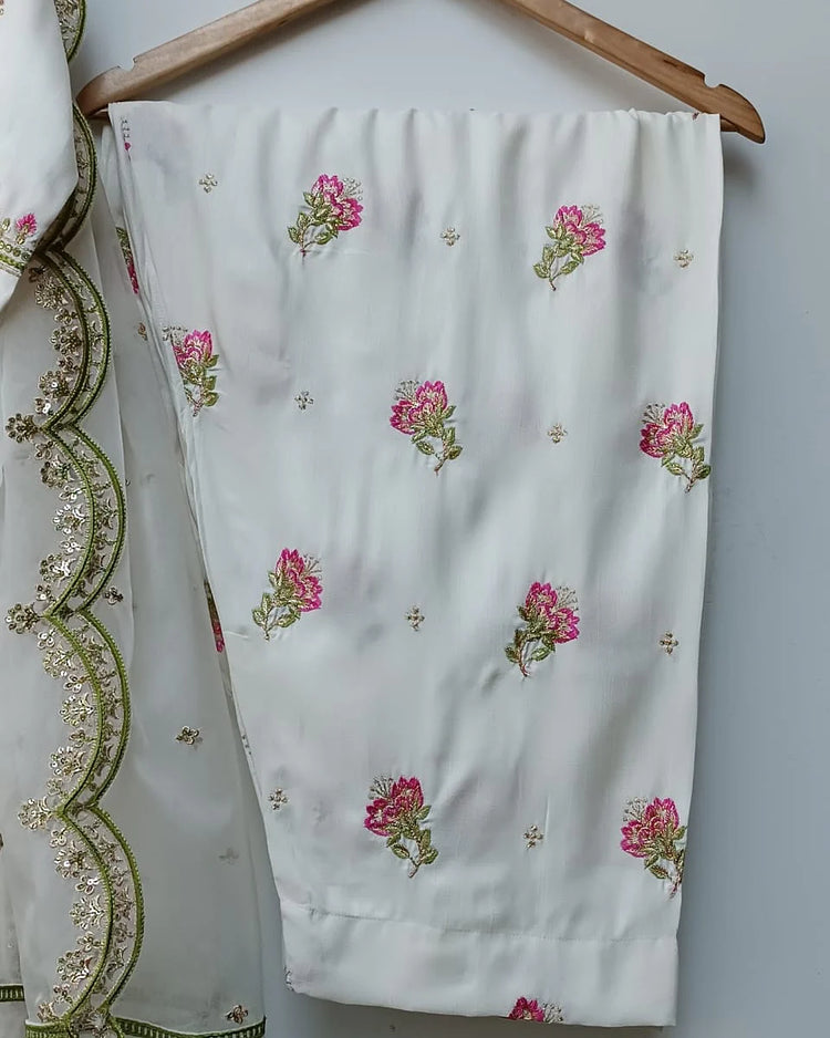 AIZAH PREMIUM PRET / OFF WHITE -01