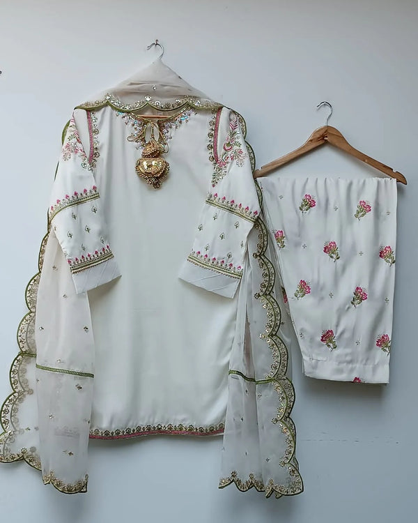 AIZAH PREMIUM PRET / OFF WHITE -01
