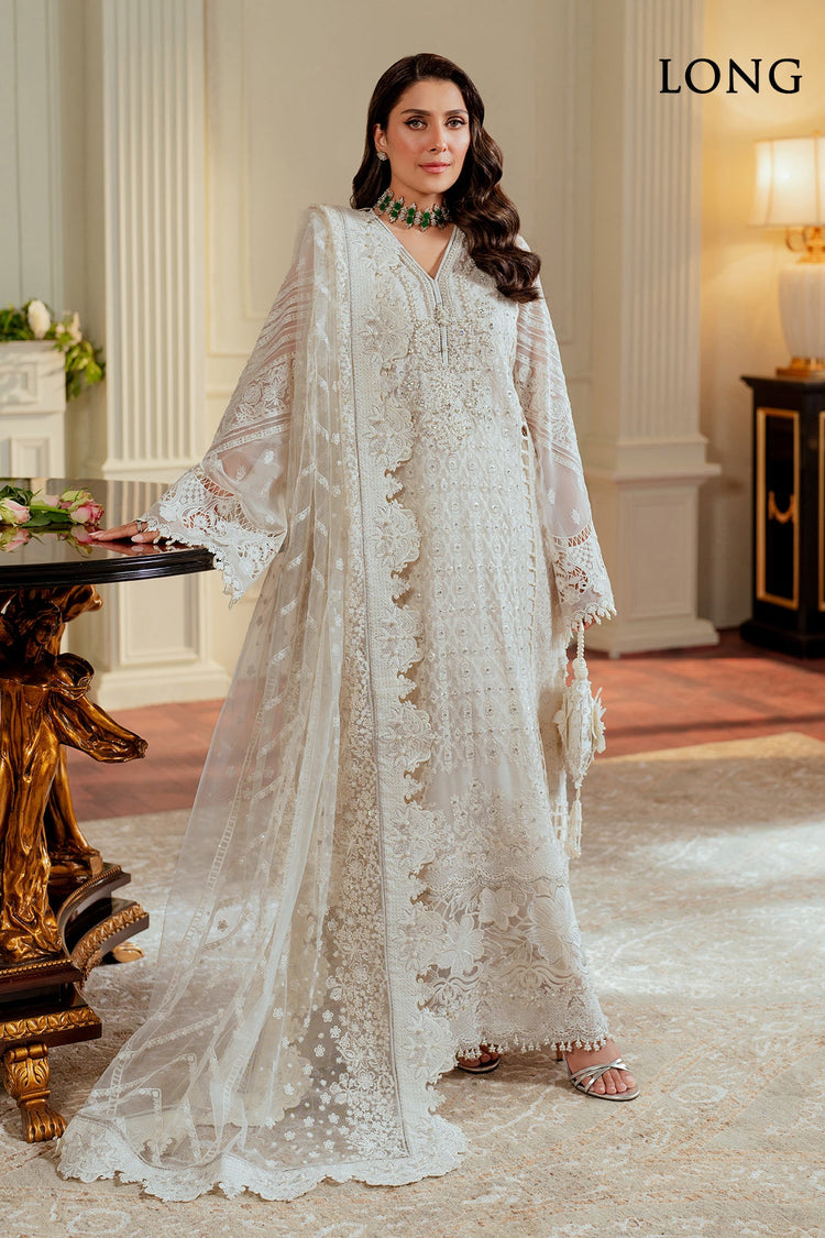 BAROQUE CHANTELLE HIT ARTICLE