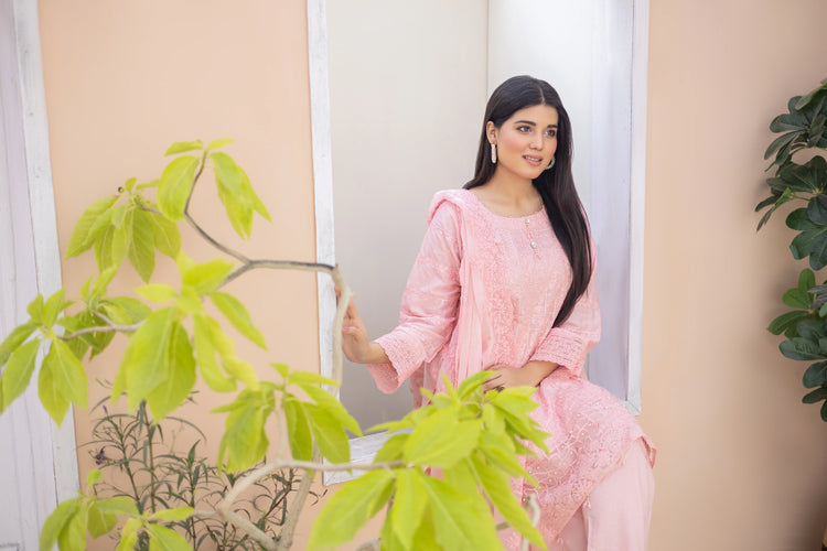 GEORGIA SEMI-STITCHED LAWN BY ZAINAB FAZLANI - ELLE