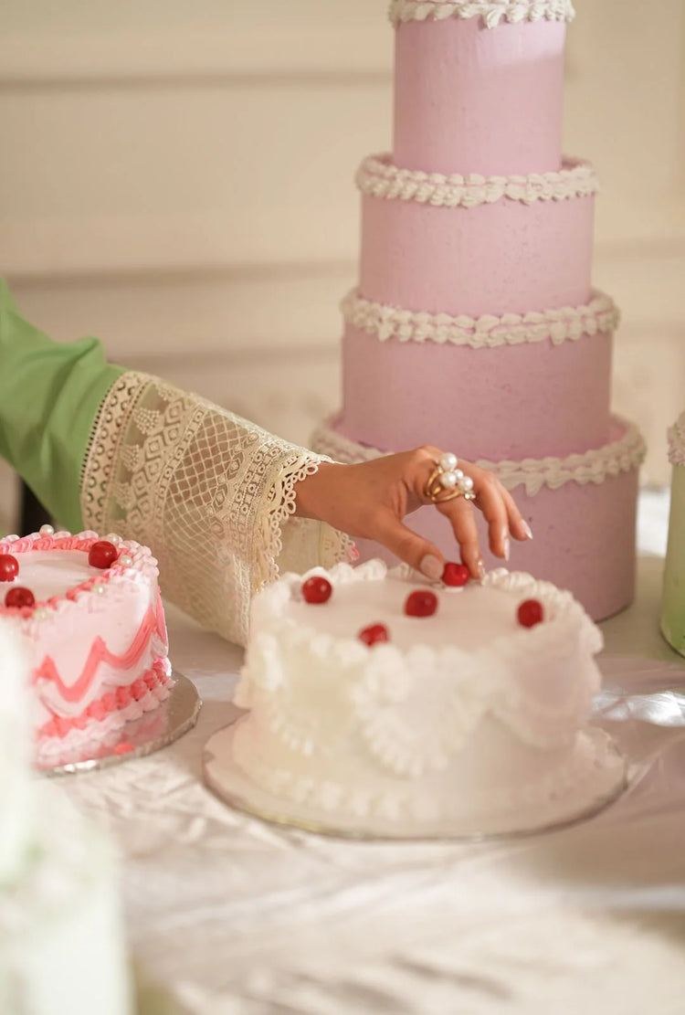 AJR SIGNATURE LAWN UN-STITCHED 3PC| MEADOW