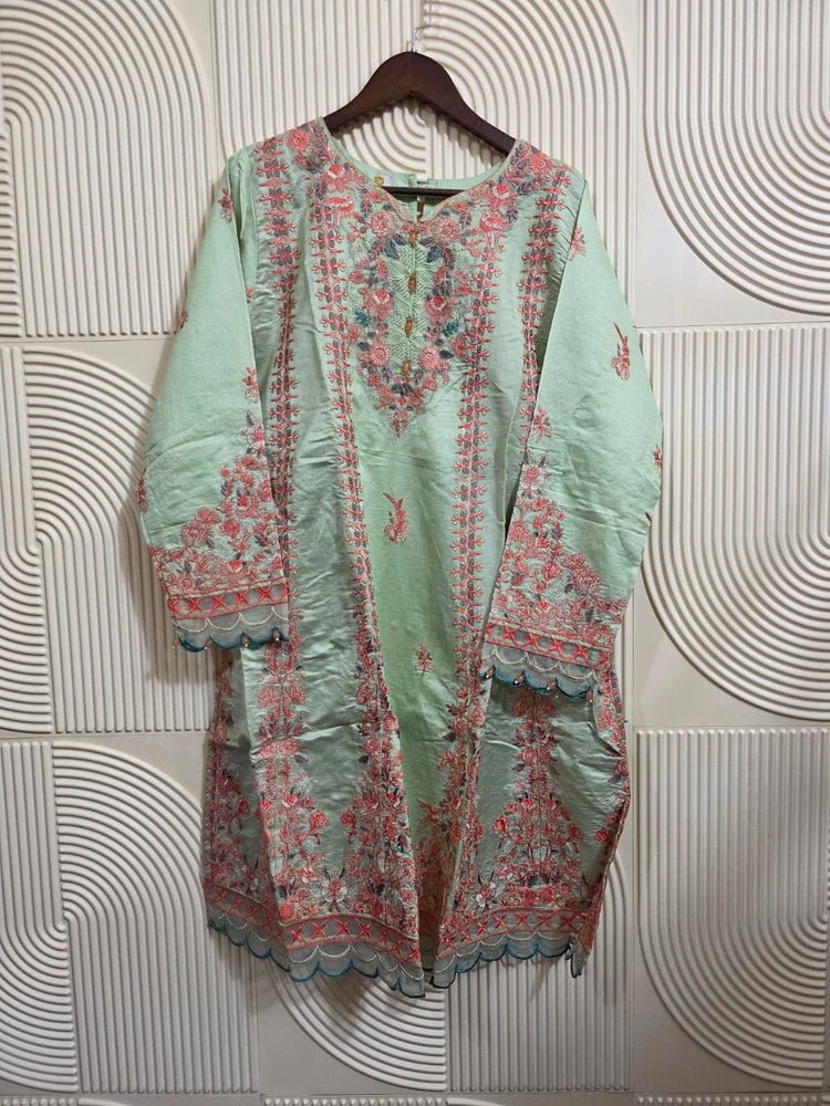 ZOYA AHMAD MEERAS STITCHED D-05 (B)