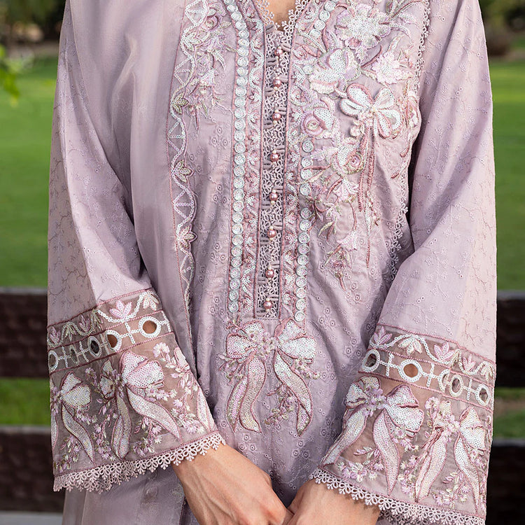 ZOYA AHMAD ZAFIA- 09