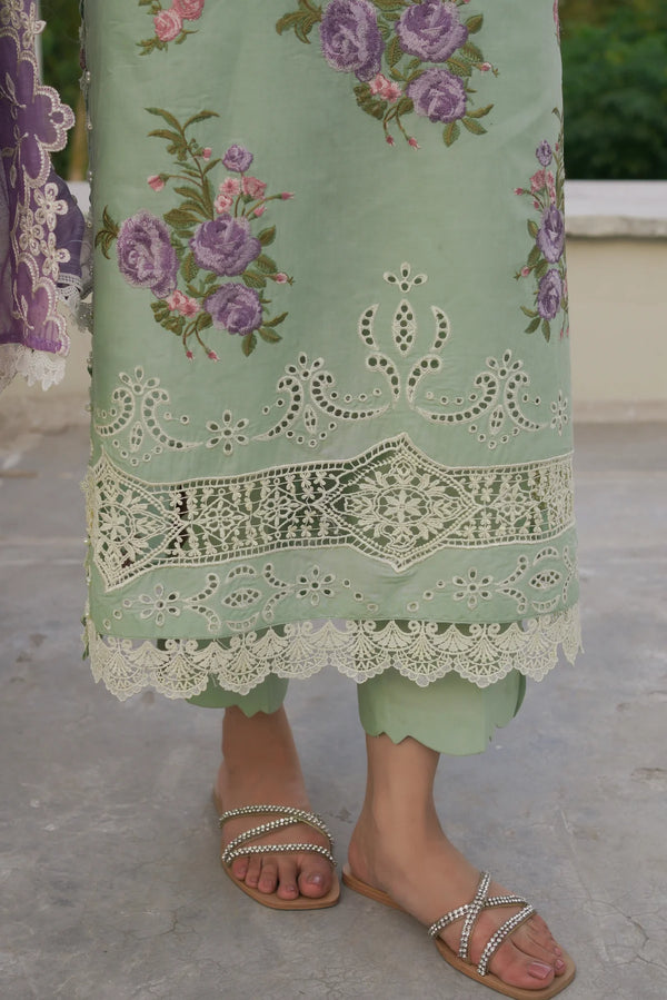 MANARA BY MARIA ASIF BAIG | AMALIA