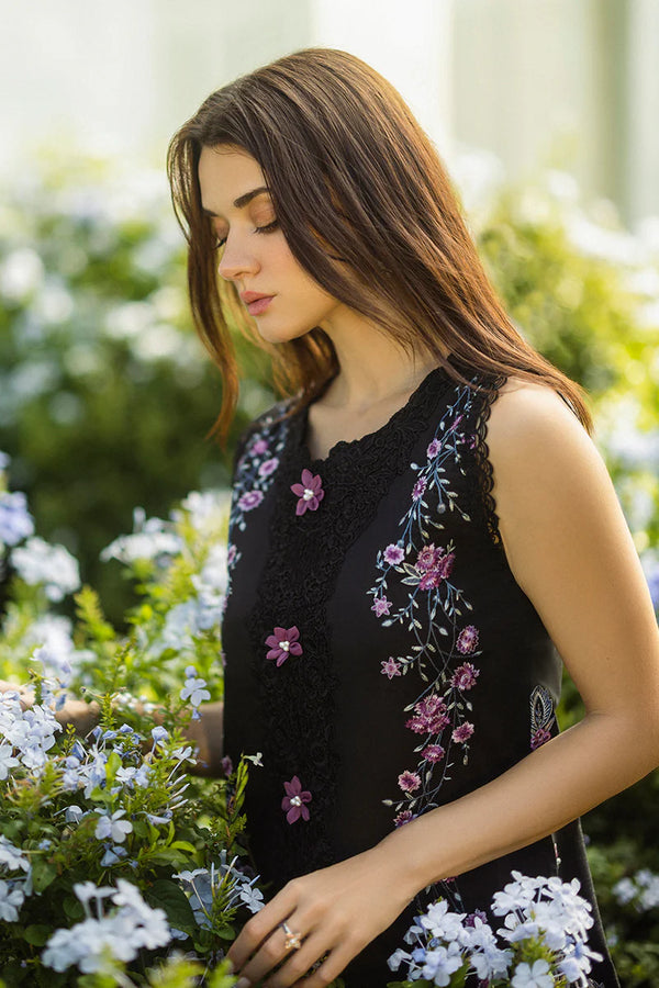 MUSHQ HEMLINE -Thorned Grace