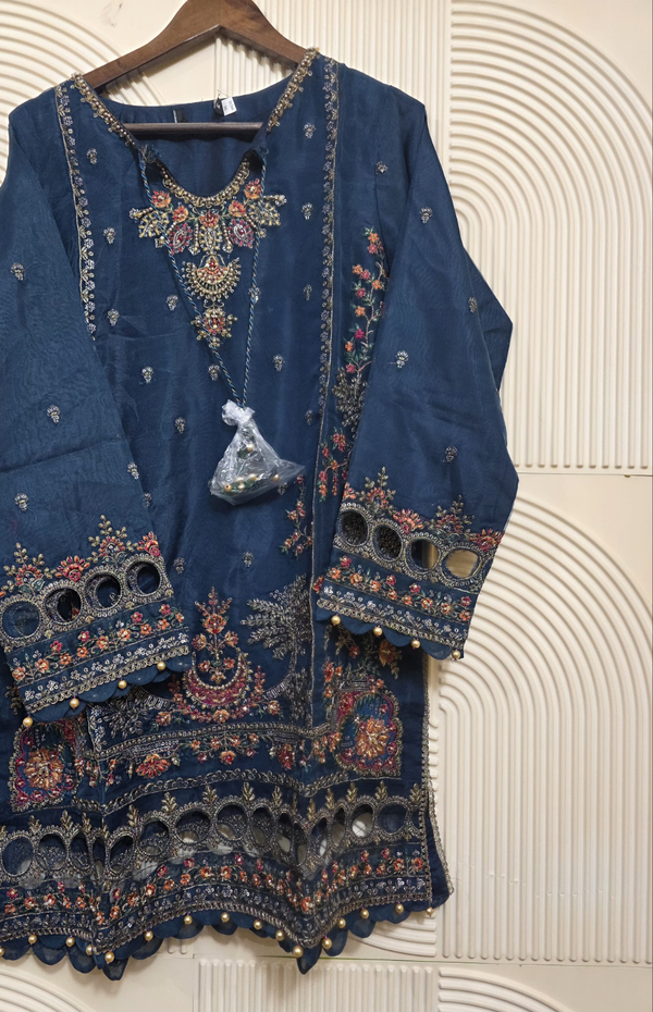 SADABAHAR FORMAL EID COLLECTION D-1(H)