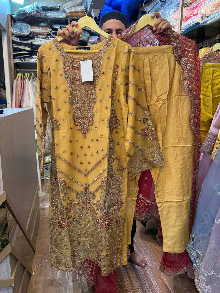 ZOYA AHMED SUBHATA FORMALS D-04