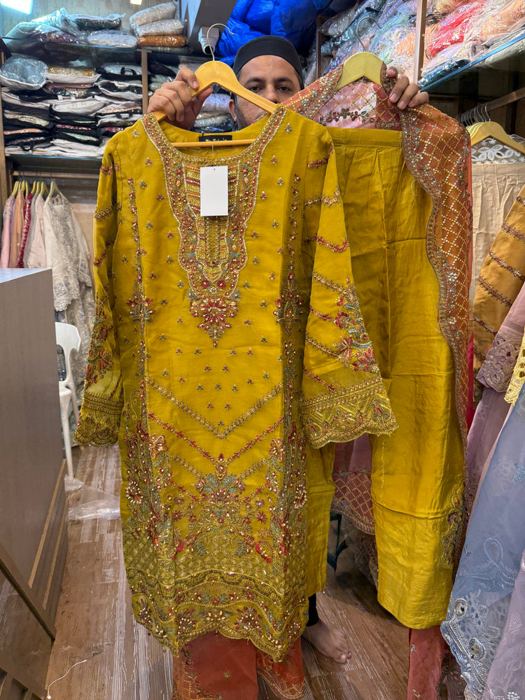 ZOYA AHMED SUBHATA FORMALS D-05