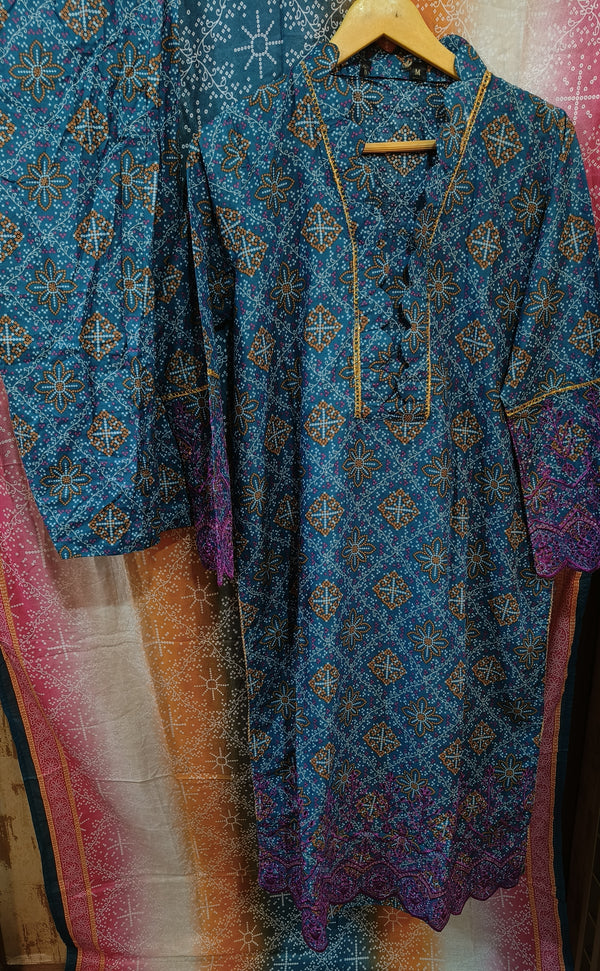 REGALIA CHIKANKARI LAWN STITCHED - 01