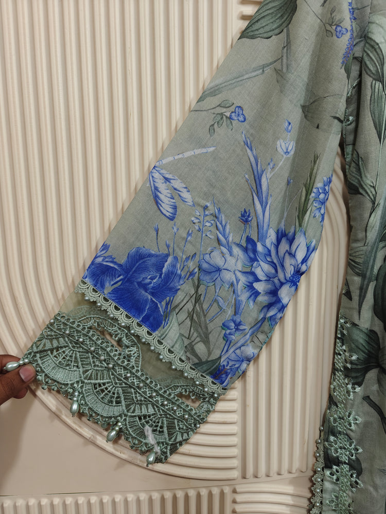 ZA AAMNA NOOR LUXUR LAWN PRET | D-04