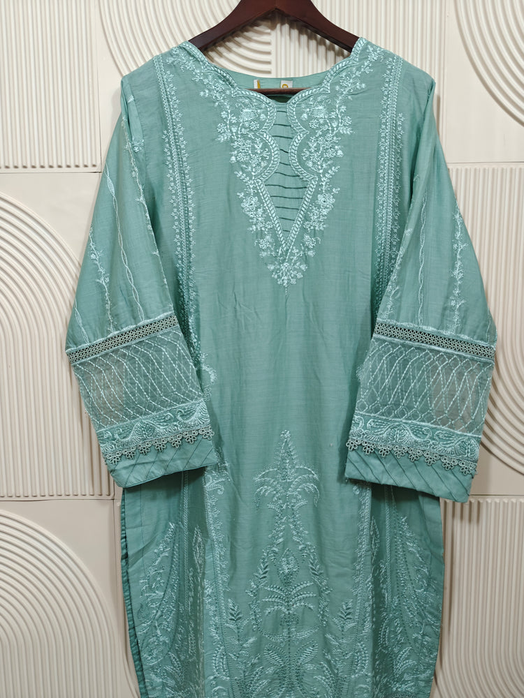 ZOYA AHMED NISSA LUXURY LAWN D-16