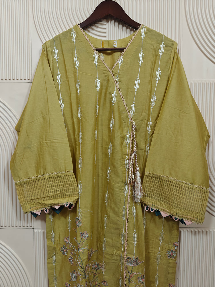 ZOYA AHMED NISSA LUXURY LAWN D-15