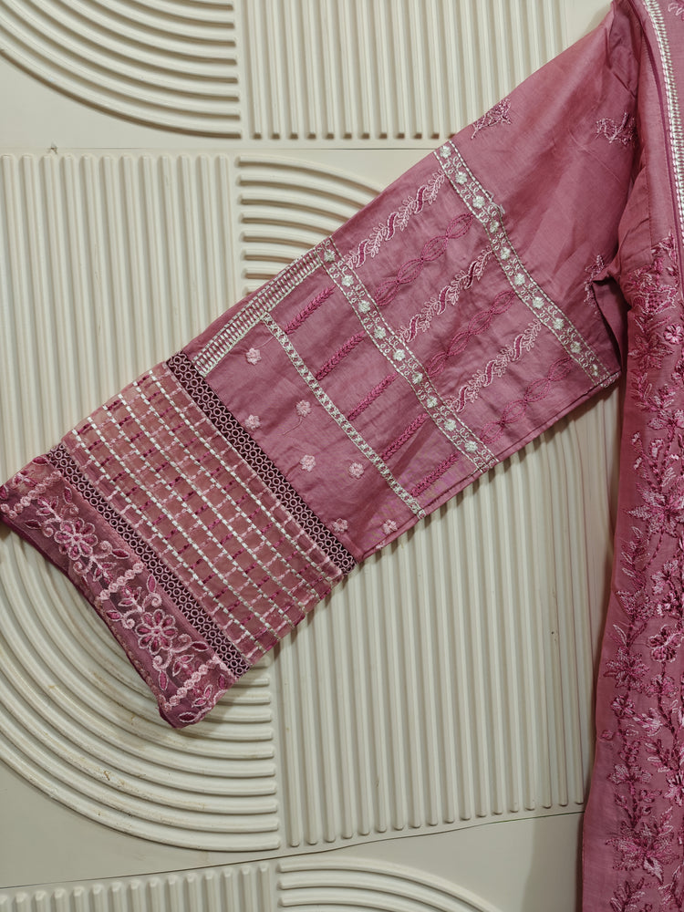 ZOYA AHMED NISSA LUXURY LAWN D-10