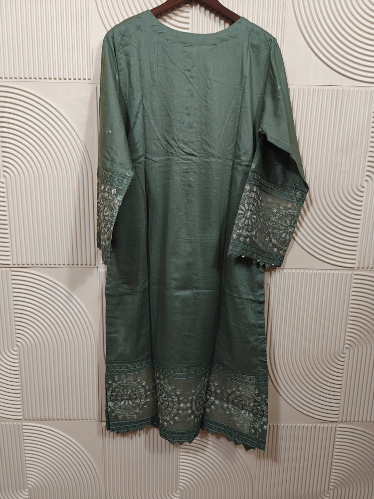 ZOYA AHMED NISSA LUXURY LAWN D-06