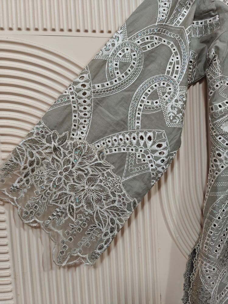 MUNIRA STITCHED CHIKANKARI 2025 D-06
