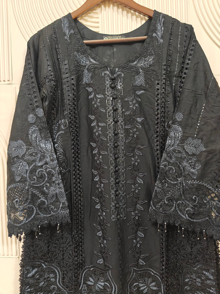 MUNIRA STITCHED CHIKANKARI 2025 D-07