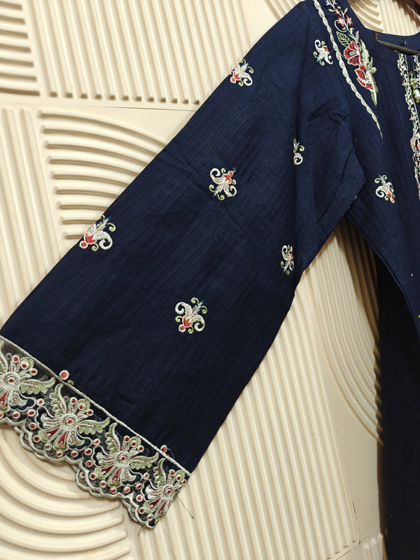HAANI LUXURY PREMIUM LAWN-RTW | D-04