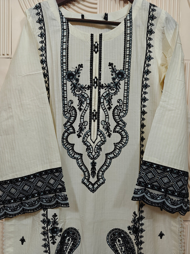 HAANI LUXURY PREMIUM LAWN-RTW | D-11