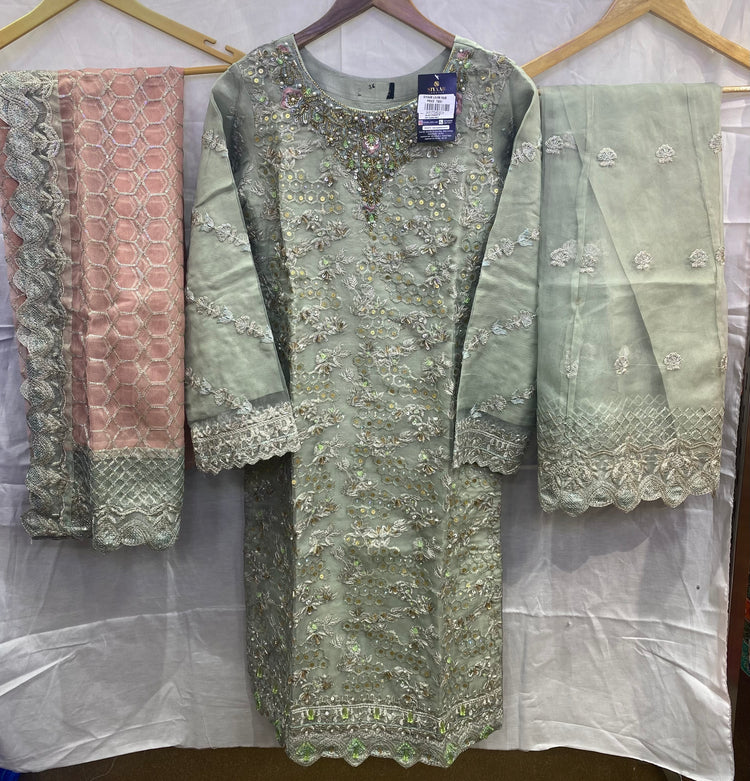 ARSHEEN BANO BY ZOYA AHMED HANDWORK STITCHED D-17