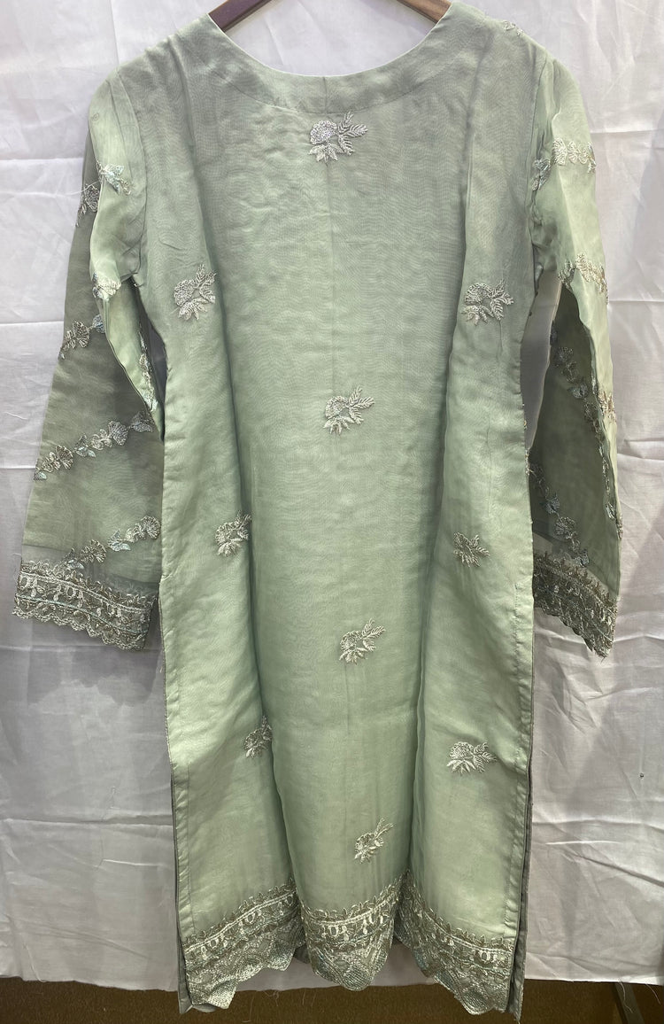 ARSHEEN BANO BY ZOYA AHMED HANDWORK STITCHED D-17