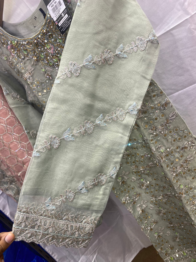 ARSHEEN BANO BY ZOYA AHMED HANDWORK STITCHED D-17