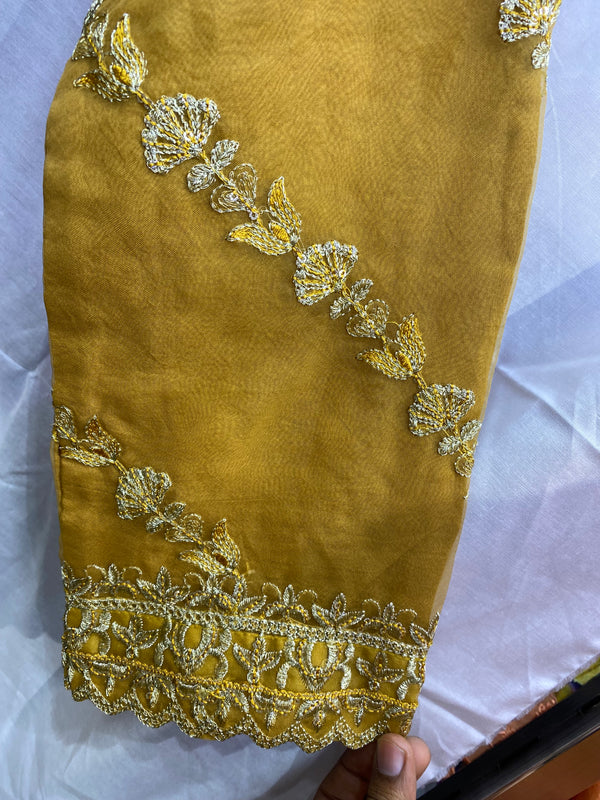 ARSHEEN BANOBY ZOYA AHMED HANDWORK STITCHED D-20