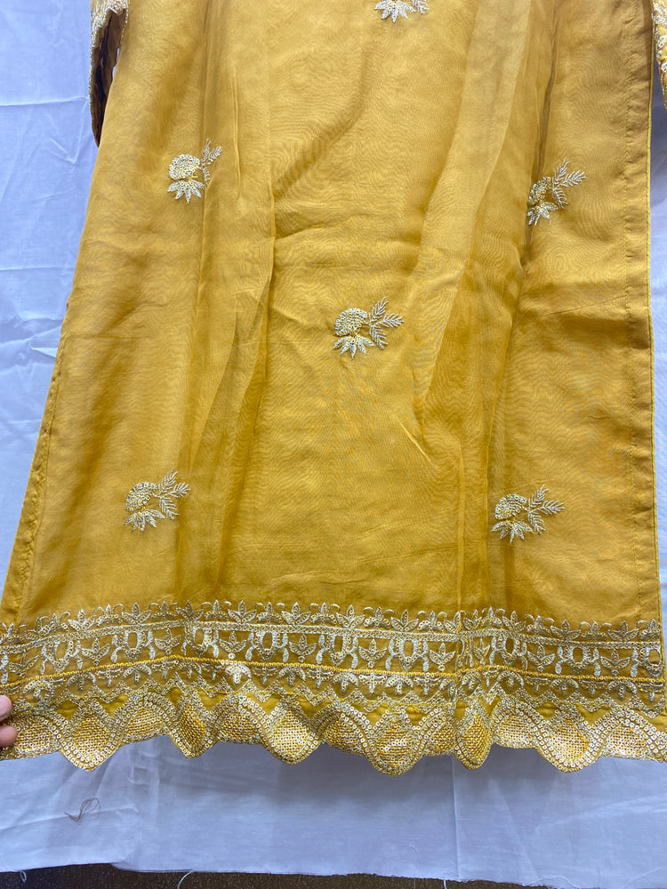 ARSHEEN BANO BY ZOYA AHMED HANDWORK STITCHED D-20