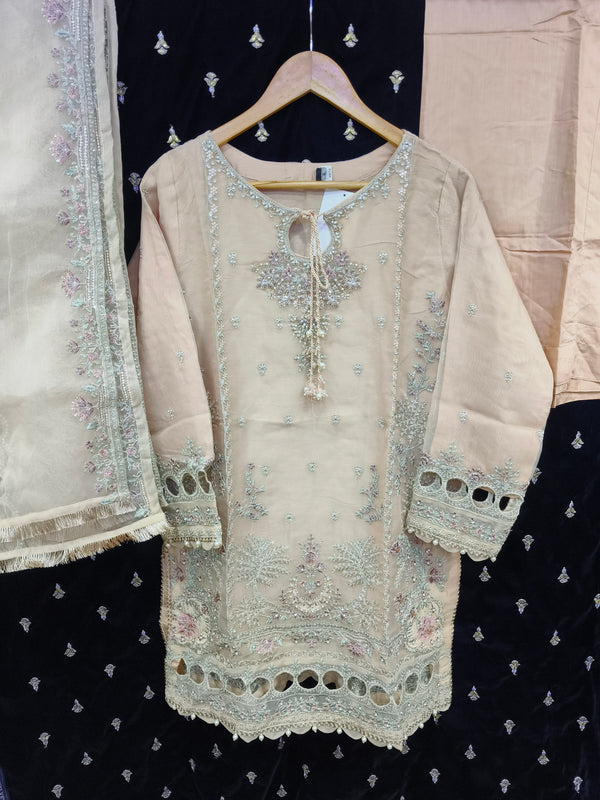 SADABAHARFESTIVE LUXURY FORMAL | D-02