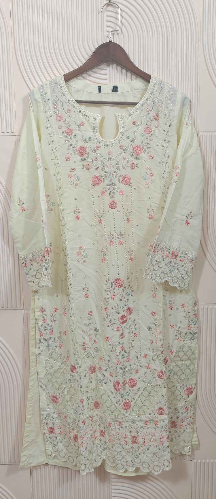 BIN SAEED FANCY LAWN 2025 D-06