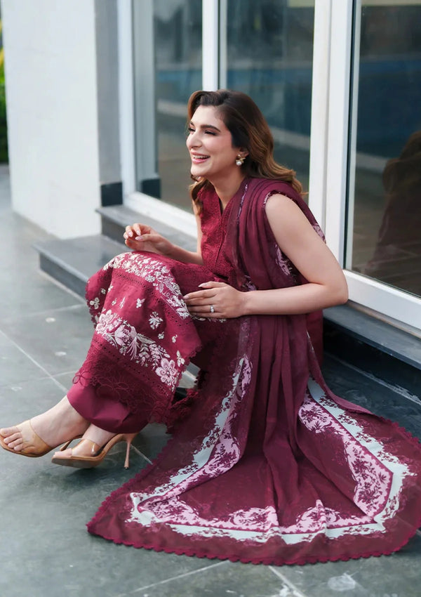 NEESHAY SYMPHONY LUXURY LAWN '26-VIELLA