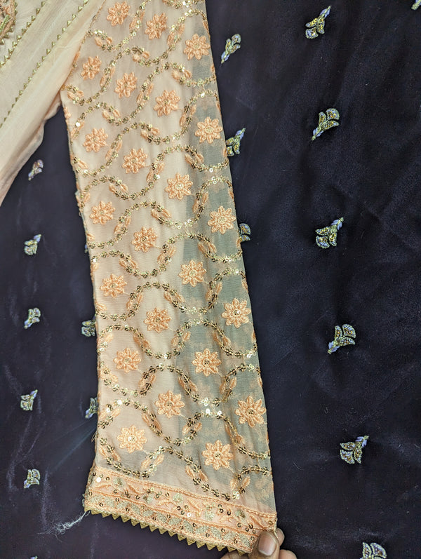 ANGRAKHAAFABRICS BY ZOYA AHMED D-04