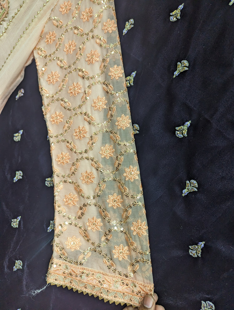 ANGRAKHAA FABRICS BY ZOYA AHMED D-04