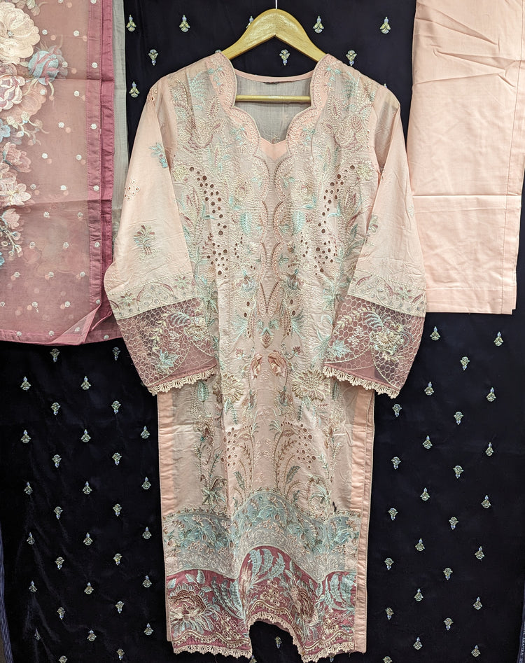 ANDAAZ BY RAMSHA LAWN STITCHED D-05