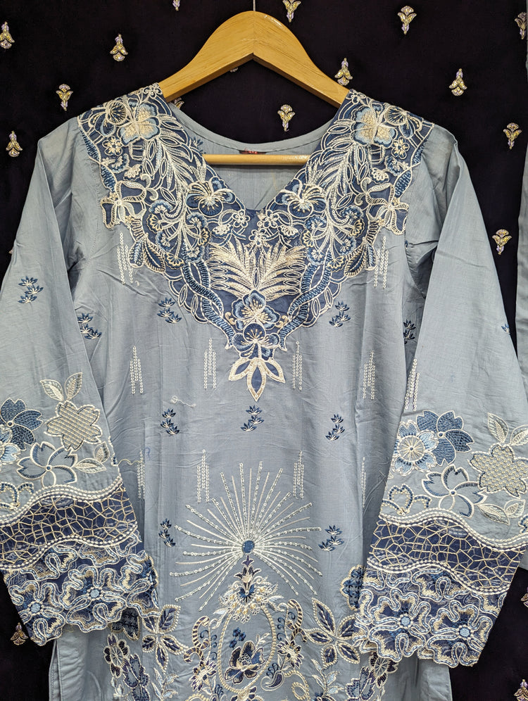 ANDAAZ BY RAMSHA LAWN STITCHED D-06