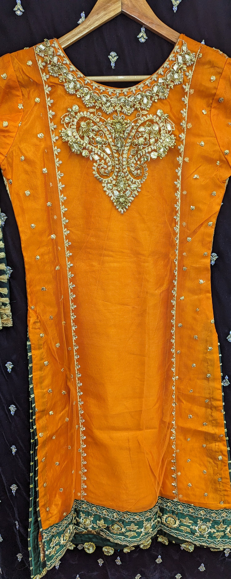 KARMA HEAVY STITCHED 24 3 PC STITCHED  D-11