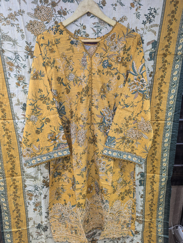 BIN SAEED EXCLUSIVE STITCHED LAWN D-05