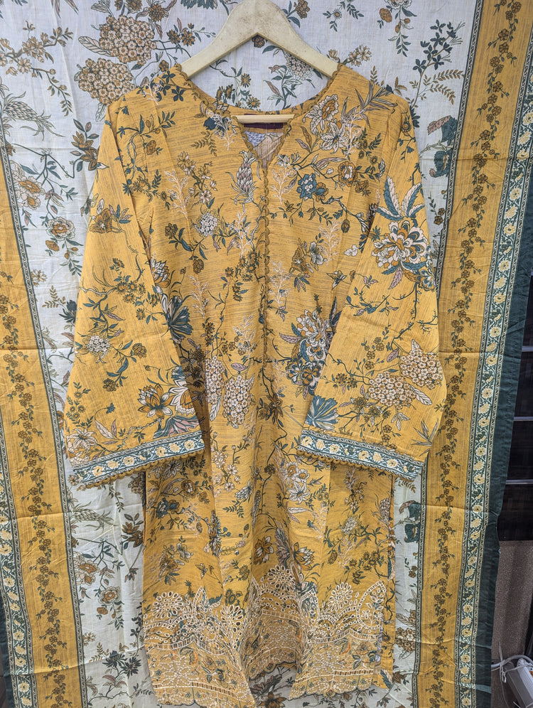 BIN SAEED EXCLUSIVE STITCHED LAWN D-05