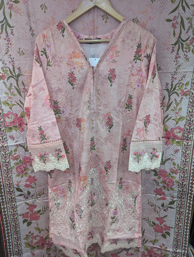 BIN SAEED EXCLUSIVE STITCHED LAWN D-06