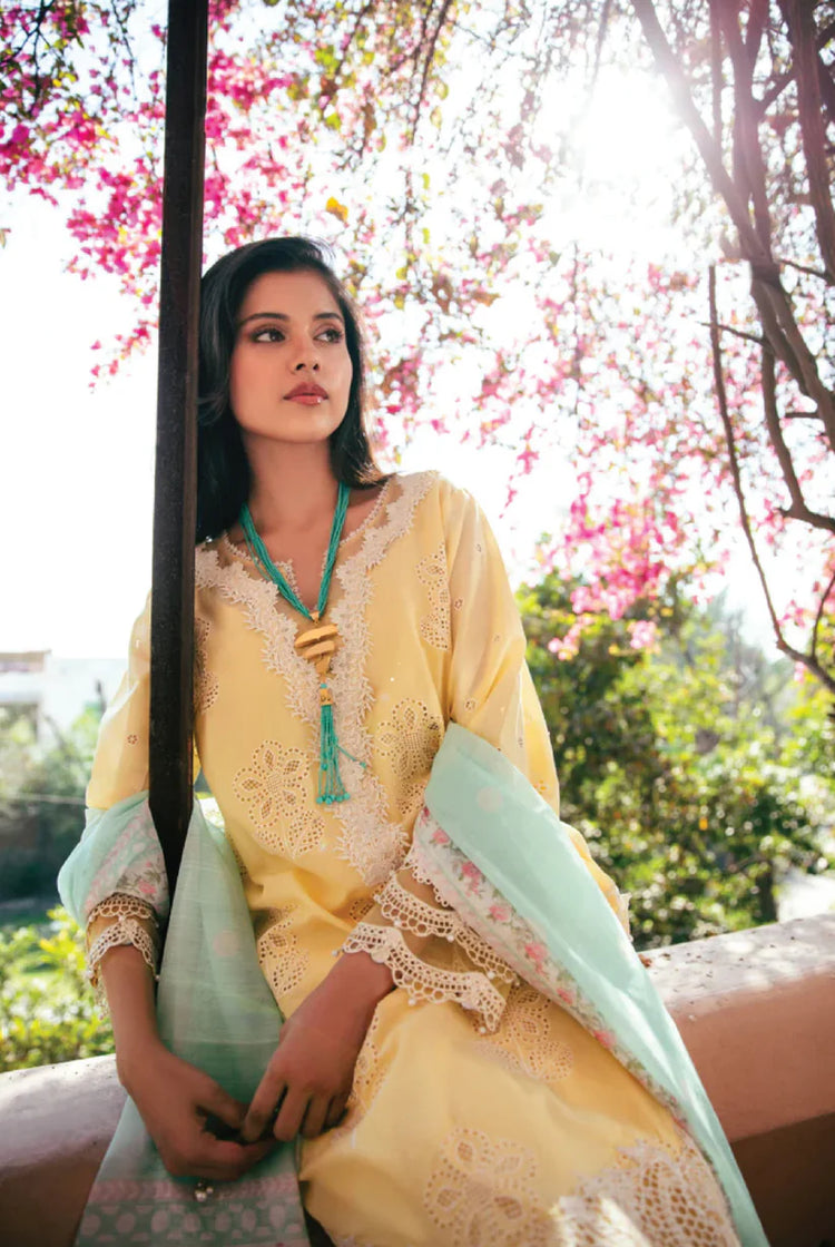 VINTAGE FLORA BY MANARA LUXURY LAWN | VF-12