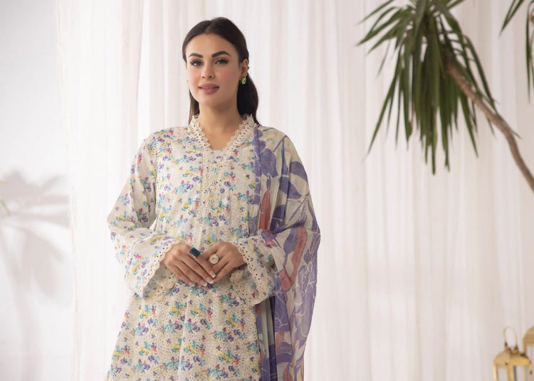 AMELLE BY AALAYA UN-STICHED LAWN|D-03