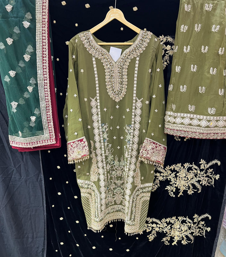ZOYA AHMAD AIZAH LUXURY FORMALS | ZA2340