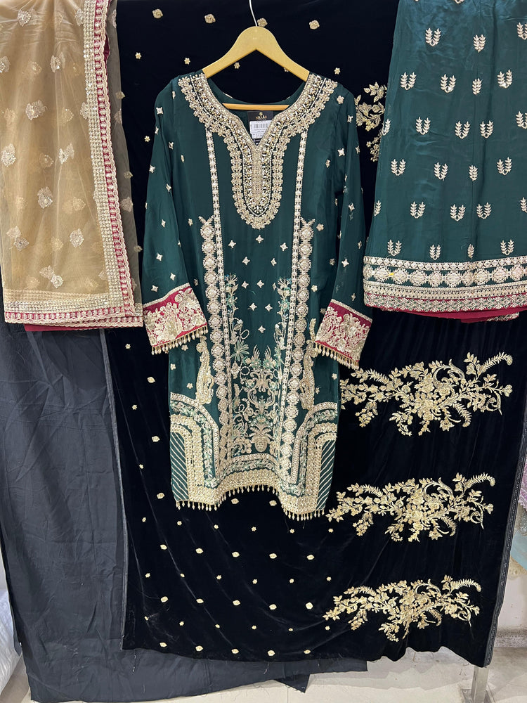 ZOYA AHMAD AIZAH LUXURY FORMALS | ZA2340A