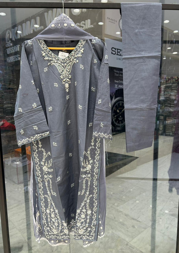 SIERRA ZOYA AHMAD -13