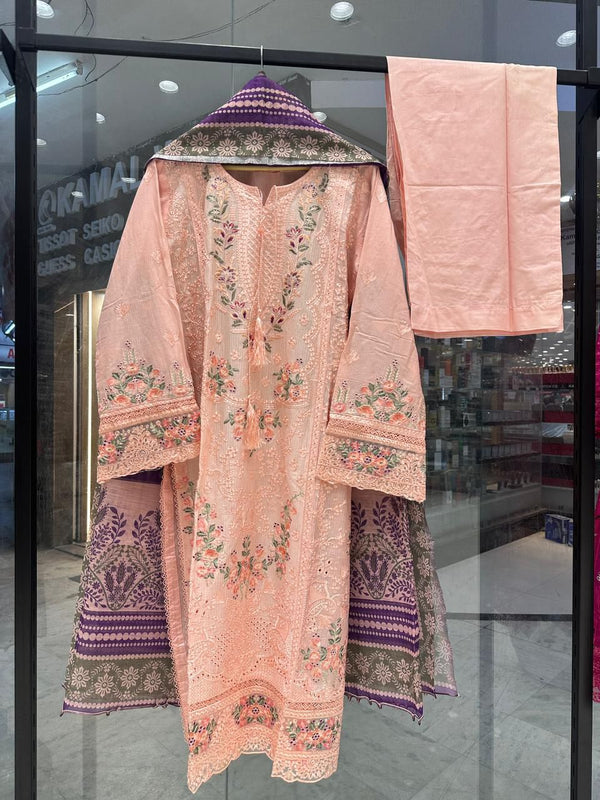 munira premium lawn /D05