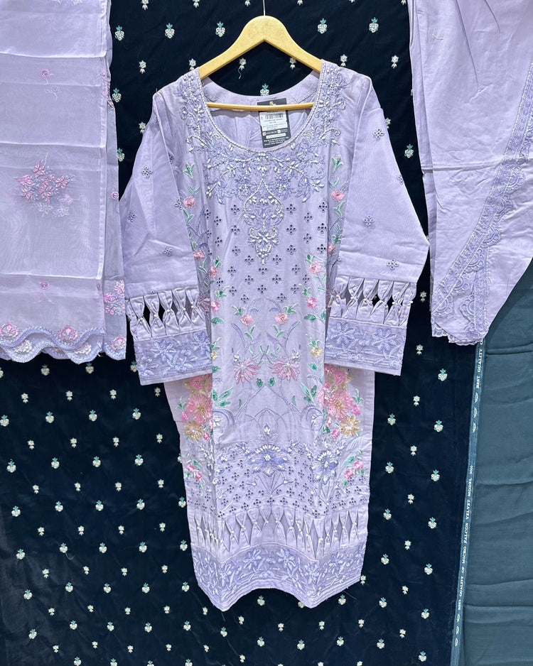 ZOYA AHMAD ELNAZ LUXURY LAWN- 02