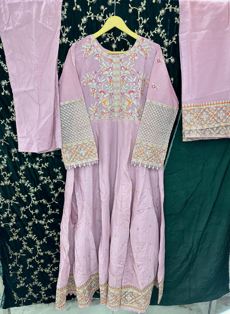 ZEBAISH ZOYA AHMAD- 04
