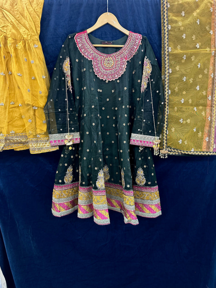 ZOYA AHMAD FORMAL- 07