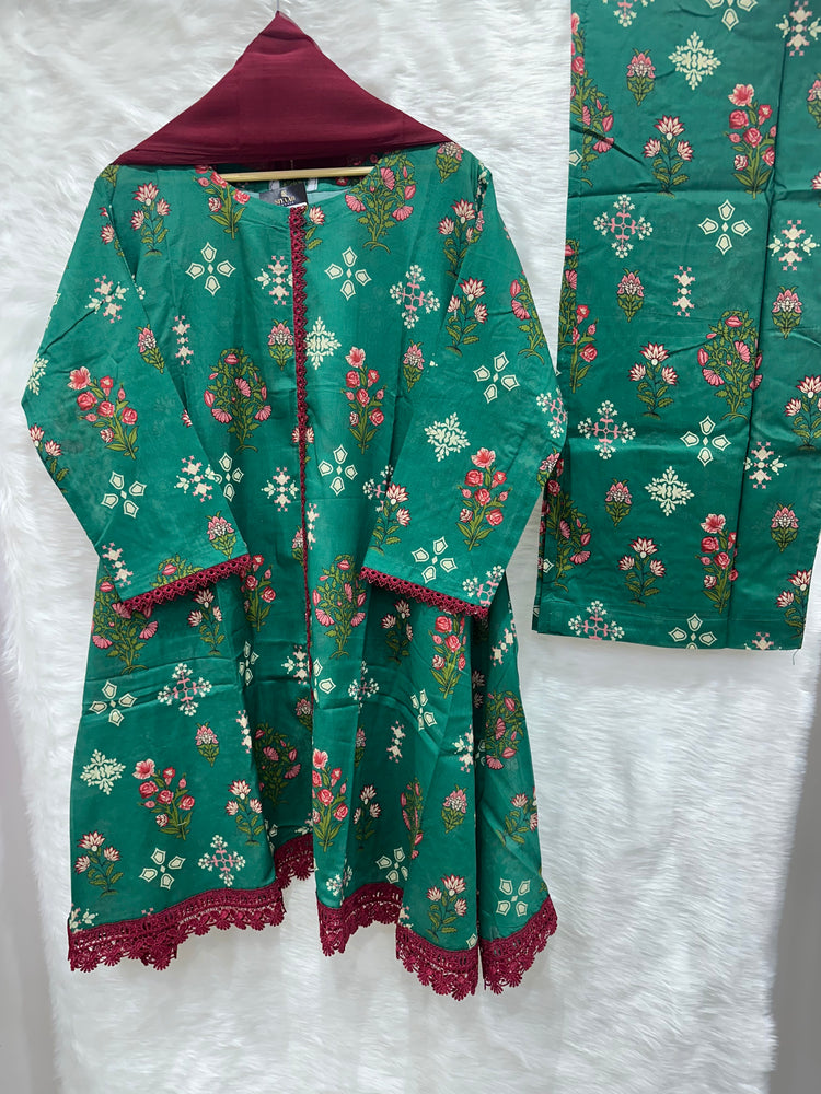 ZOYA AHMAD AAYAT- 06