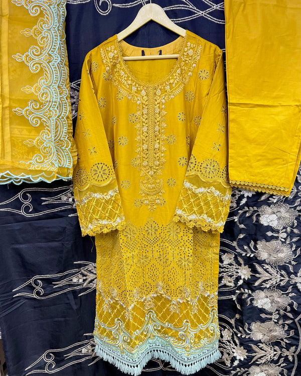 ZOYA AHMAD MAIRA - MUSTARD