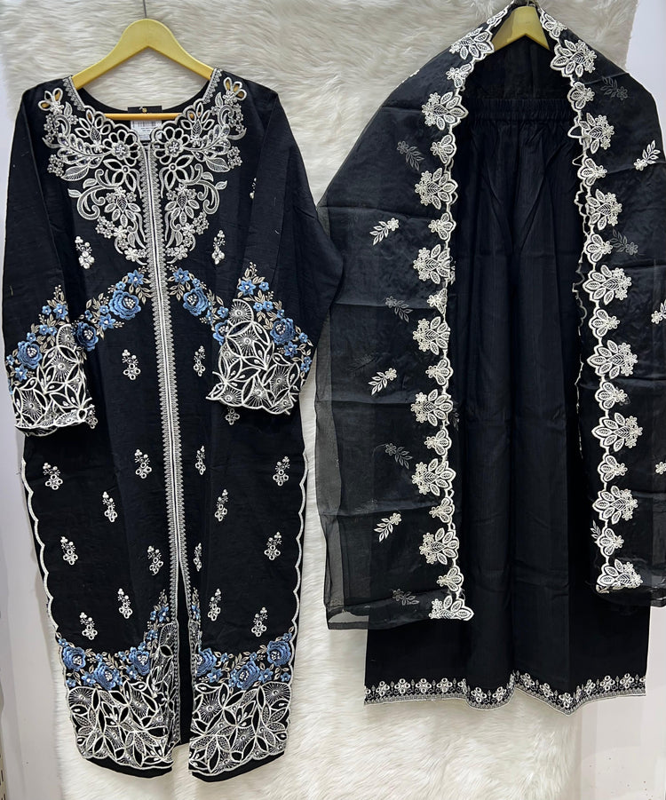 AIZAH LUXURY PRET- 01 BLACK